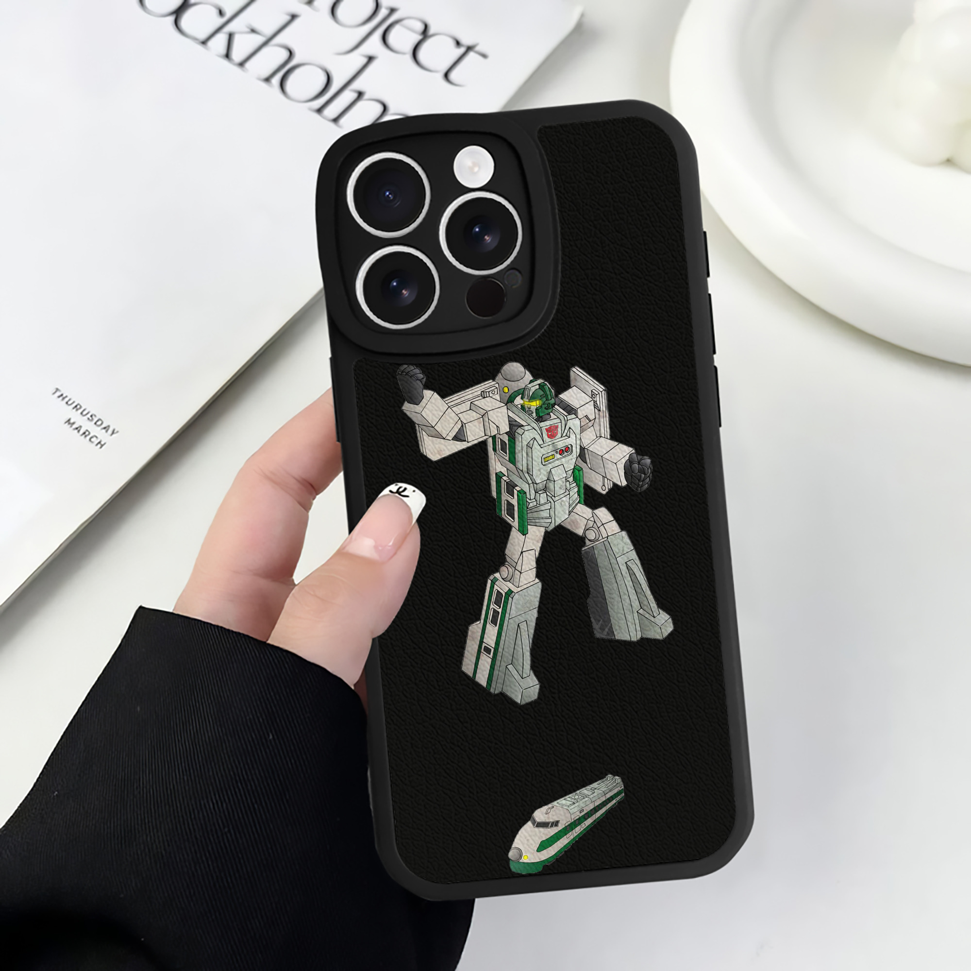 （画像用）  【iPhone 16シリーズ対応】シリコンスマホケース（レザー調） 材質：シリコン